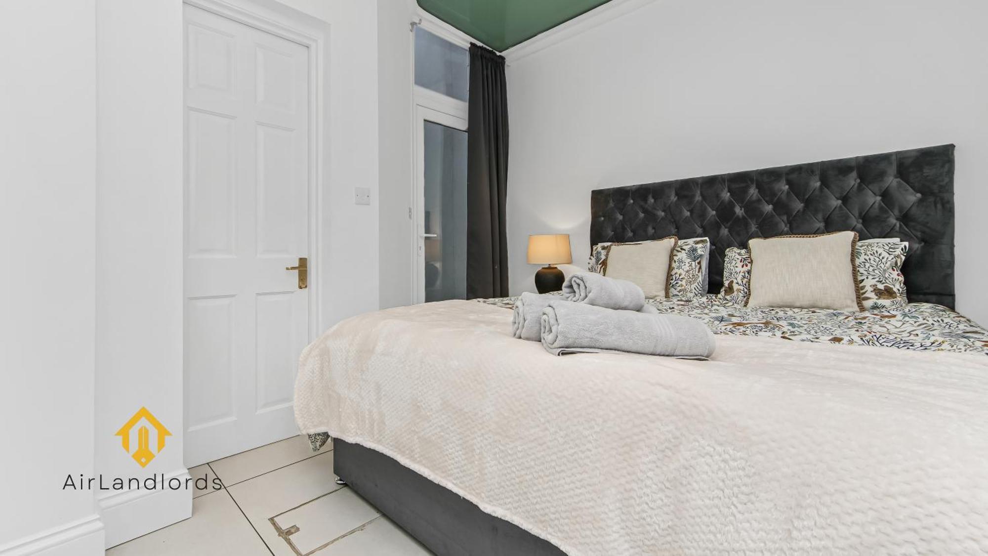 Exceptional 4 Bedroom House Paddington Station! Λονδίνο Εξωτερικό φωτογραφία